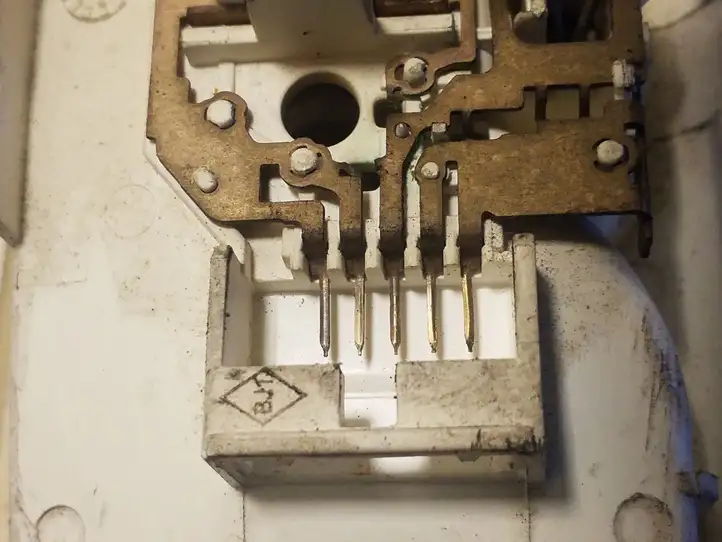 Renault Trafic II (X83) (2002 - 2014) 264306877R Задняя подсветка — фото 3