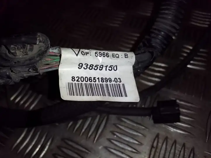 Renault Trafic II (X83) (2002 - 2014) 93859150 Прочая электропроводка — фото 2