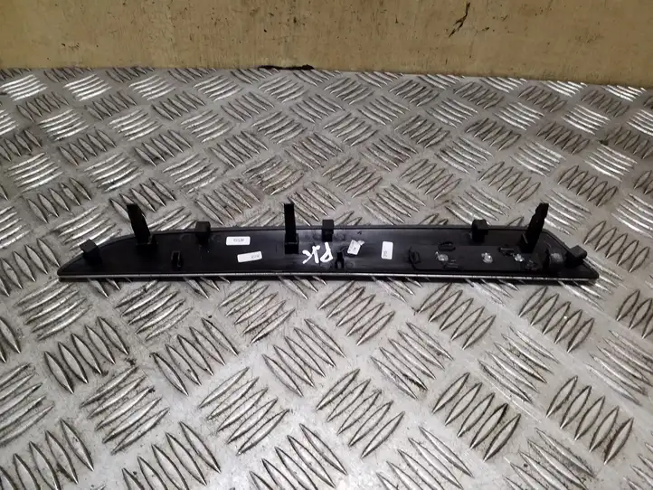 Audi A4 S4 B8 8K (2007 - 2011) 8K2853189 Декоративная планка — фото 2