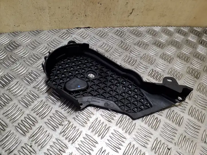 Land Rover Freelander 2 - LR2 (2006 - 2010) 9682312680 Защита ремня ГРМ — фото 2
