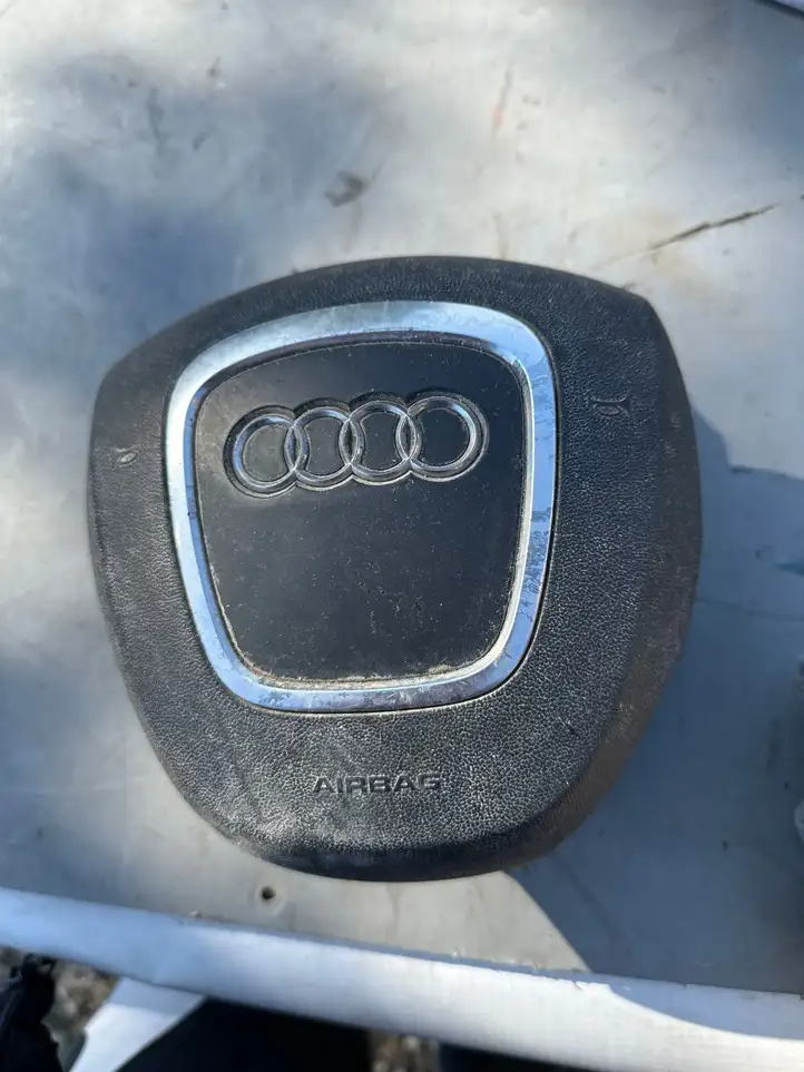 Audi A4 S4 B7 8E 8H (2004 - 2009) 8E0880201DE Подушка безопасности руля — фото 1