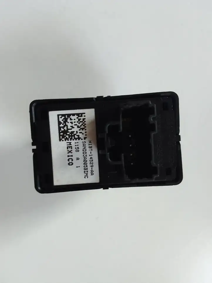 Ford Focus (2015 - 2019) H1BT14529AA Кнопка стеклоподъемников — фото 2