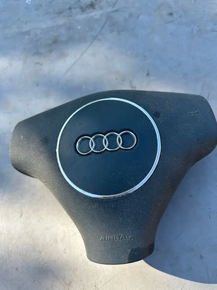 Audi A6 S6 C6 4F (2008 - 2011) BAMPT0655 Подушка безопасности руля — фото 1