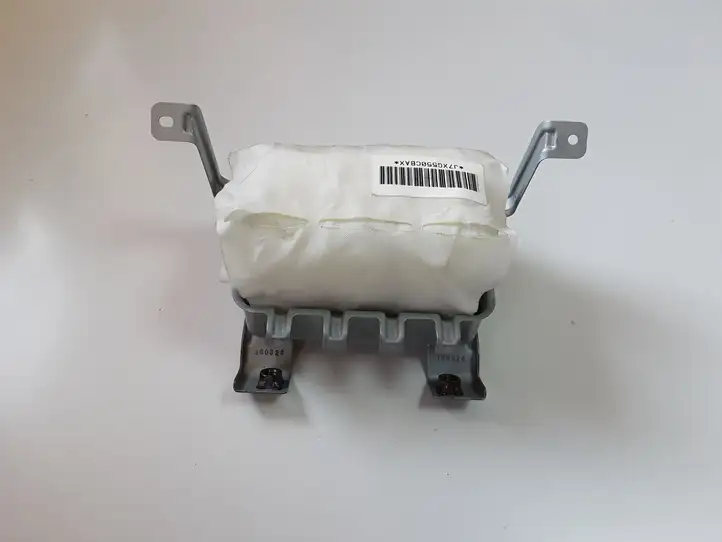 Suzuki Vitara (2014 - 2018) 7391054P00 Подушка безопасности пассажира — фото 1