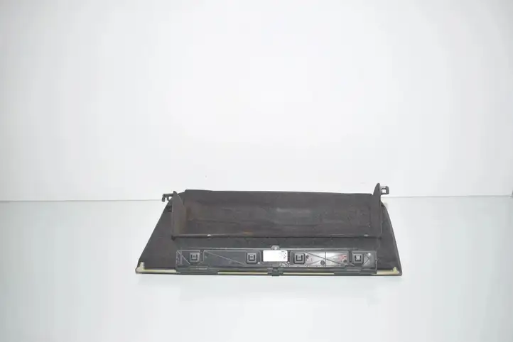 BMW 5 G30 G31 (2016 - ) 9375429 Крышка бардачка — фото 3