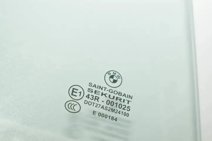 BMW X3 F25 (2010 - 2017) 7382138 Стекло задней двери — фото 3
