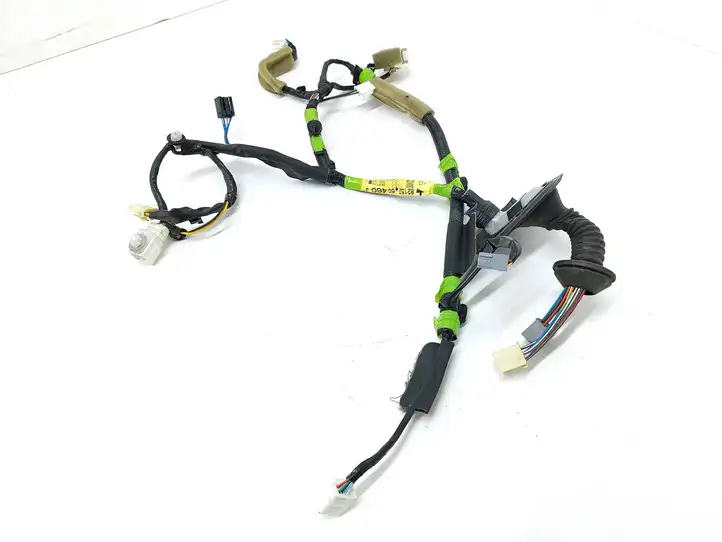 Toyota Land Cruiser (J120) (2002 - 2009) 8215260460 Проводка передней двери — фото 2