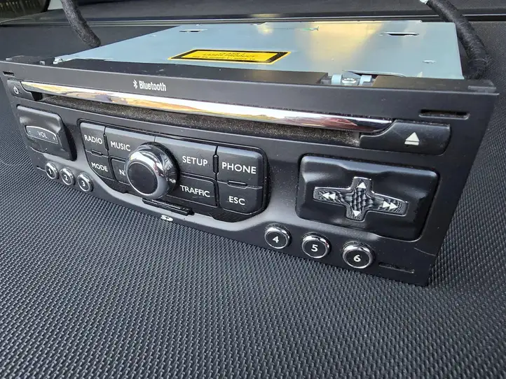 Citroen C5 (2004 - 2008) 96661984ZD Магнитола / мультимедийная система — фото 4