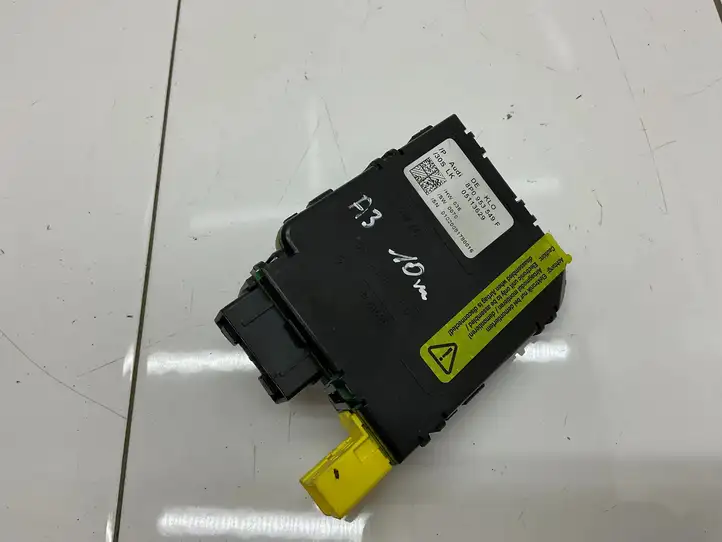 Audi A3/S3 8P (2008 - 2013) 8P0953549F Датчик угла поворота руля — фото 1