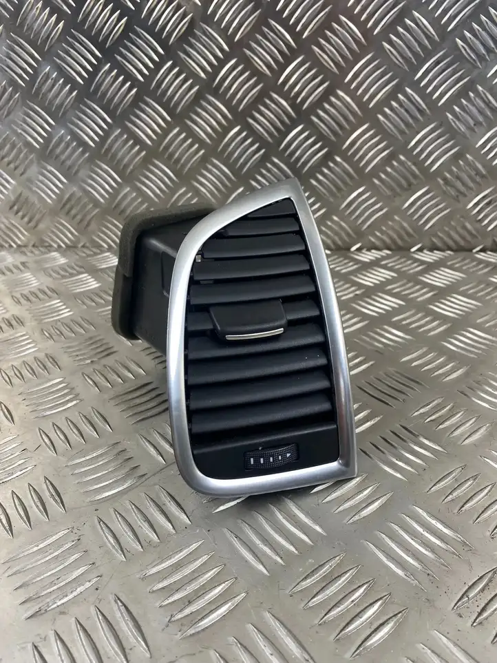 Audi Q7 4L (2009 - 2015) 4L0820902T Боковой воздушный дефлектор — фото 1