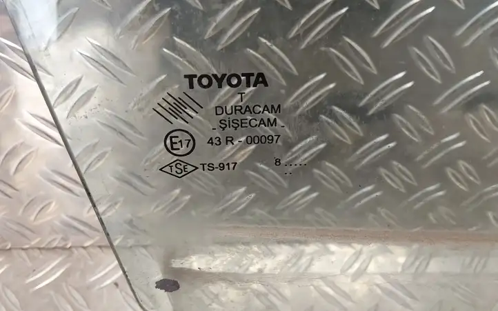 Toyota Corolla Verso AR10 (2004 - 2009) Стекло передней двери — фото 2
