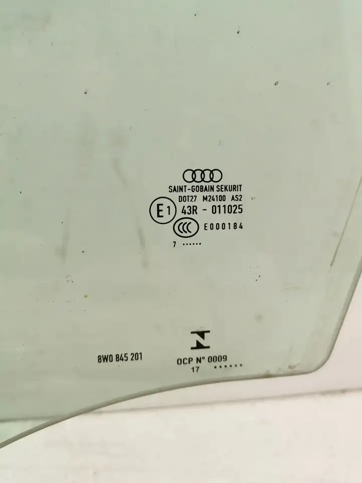 Audi A4 S4 B9 (2015 - 2019) 8W0845201 Стекло передней двери — фото 3
