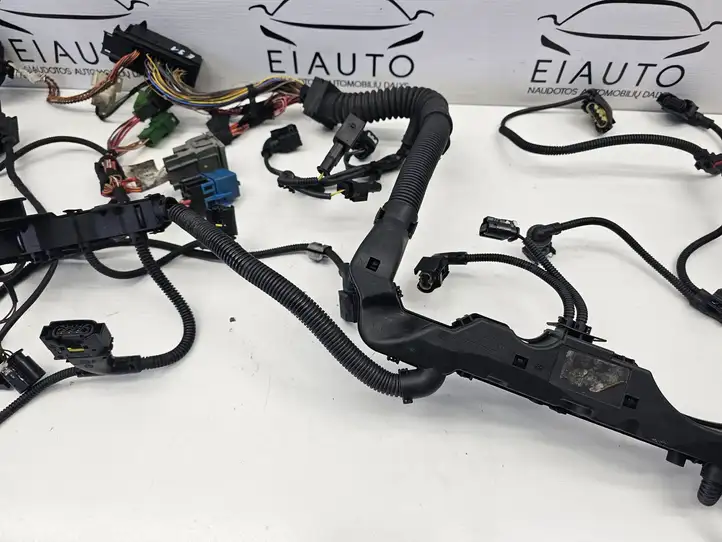 BMW 3 E90 E91 (2005 - 2012) 780214806 Проводка двигателя — фото 19