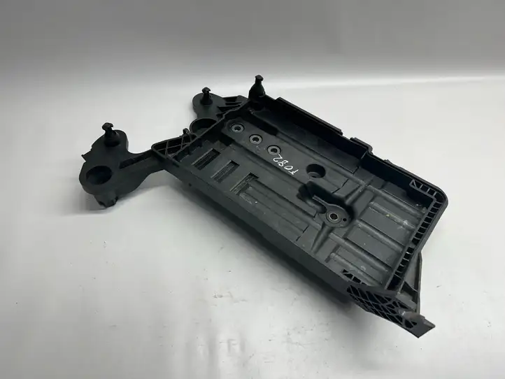 Audi A3/S3 8V (2016 - 2020) 5Q0915331K Ящик аккумулятора — фото 6