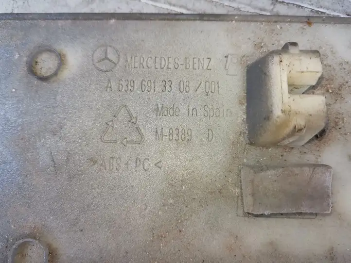 Mercedes-Benz Vito Viano W639 (2003 - 2010) A6396913308 Молдинги раздвижных дверей — фото 4