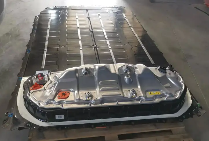 Tesla Model 3 (2017 - 2023) 166696800C Аккумулятор гибридного / электрического автомобиля — фото 3