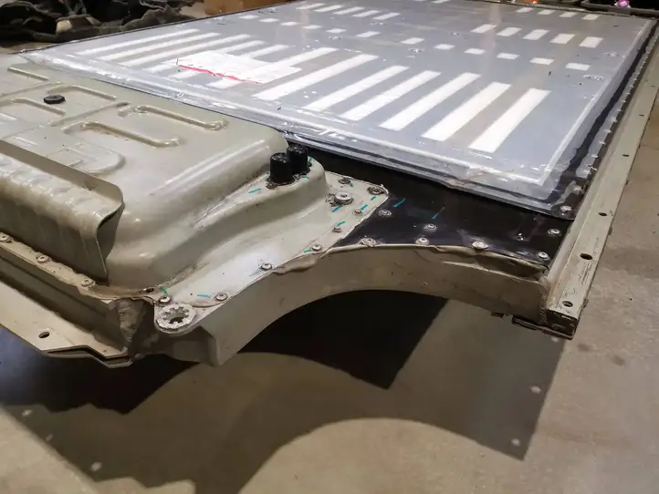 Tesla Model S (2016 - 2021) 1086755-00-D Аккумулятор гибридного / электрического автомобиля — фото 2