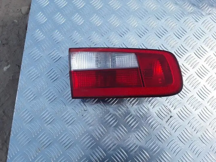 Renault Laguna II (2001 - 2005) 8200002475 Задний фонарь в крышке багажника — фото 1