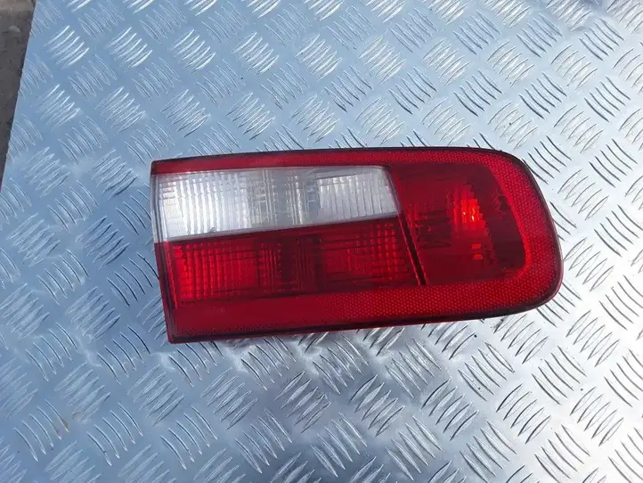Renault Laguna II (2001 - 2005) 8200002475 Задний фонарь в крышке багажника — фото 1