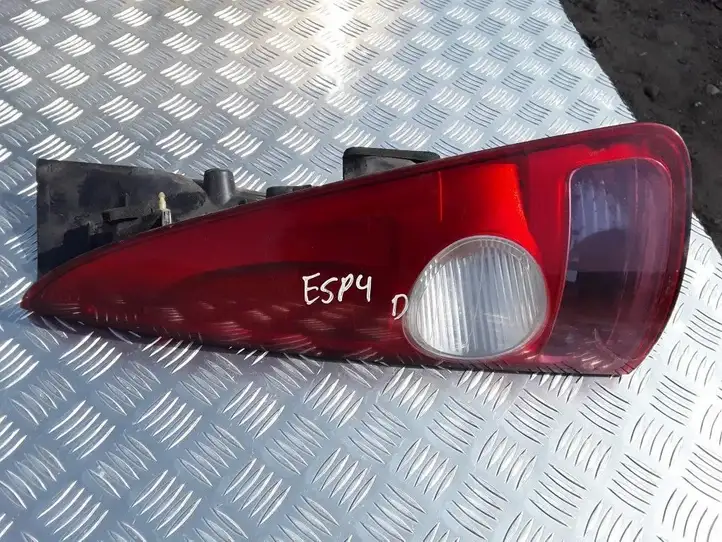 Renault Espace - Grand espace IV (2004 - 2014) 8200027152 Задний фонарь в кузове — фото 1