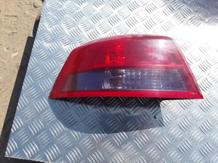 Renault Vel Satis (2002 - 2005) 8200014359 Задний фонарь в кузове — фото 1