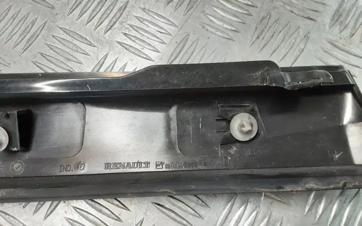 Renault Scenic II - Grand scenic II (2003 - 2006) 8200140172 Прочая отделка багажника — фото 4