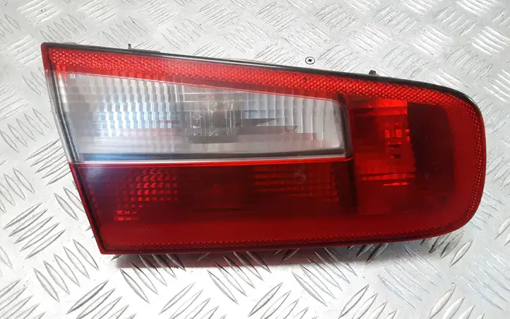 Renault Laguna II (2001 - 2005) 8200002475 Задний фонарь в крышке багажника — фото 1