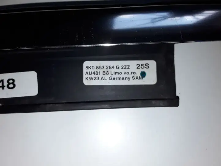 Audi A4 S4 B8 8K (2007 - 2011) 8K0853284G Накладка стекла передней двери — фото 2