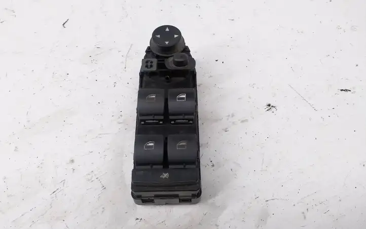 BMW X1 E84 (2009 - 2015) 9216047 Кнопка стеклоподъемников — фото 1
