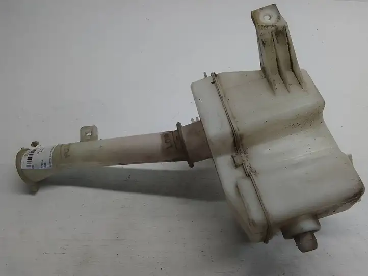 Mazda MPV (1999 - 2006) 860142081 Бачок омывателя стекла — фото 1