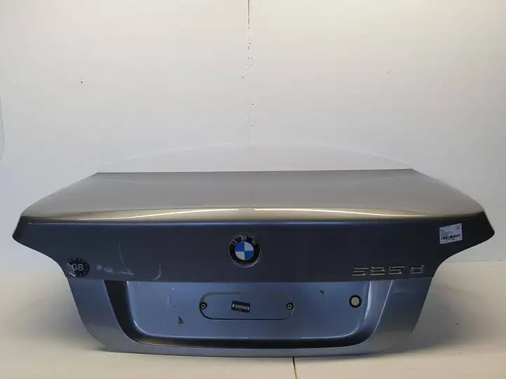 BMW 5 E60 E61 (2004 - 2010) Крышка багажника — фото 1