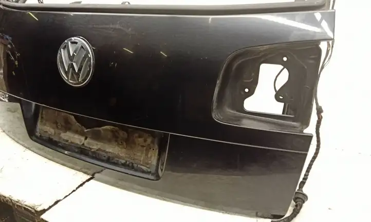 Volkswagen Touareg I (2002 - 2010) Крышка багажника — фото 3
