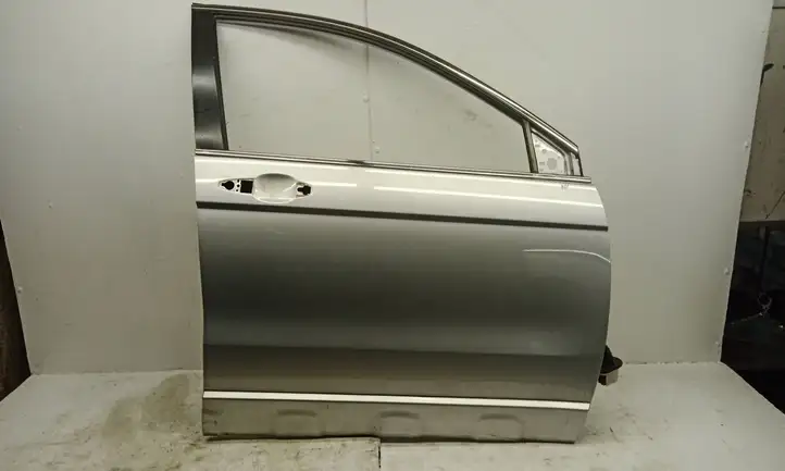 Honda CR-V (2009 - 2012) Дверь — фото 1
