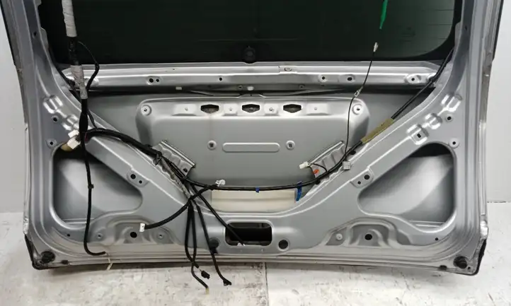 Honda CR-V (2009 - 2012) Крышка багажника — фото 2