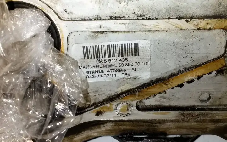 BMW X5 E70 (2006 - 2013) 8512435 Кронштейн масляного фильтра — фото 5