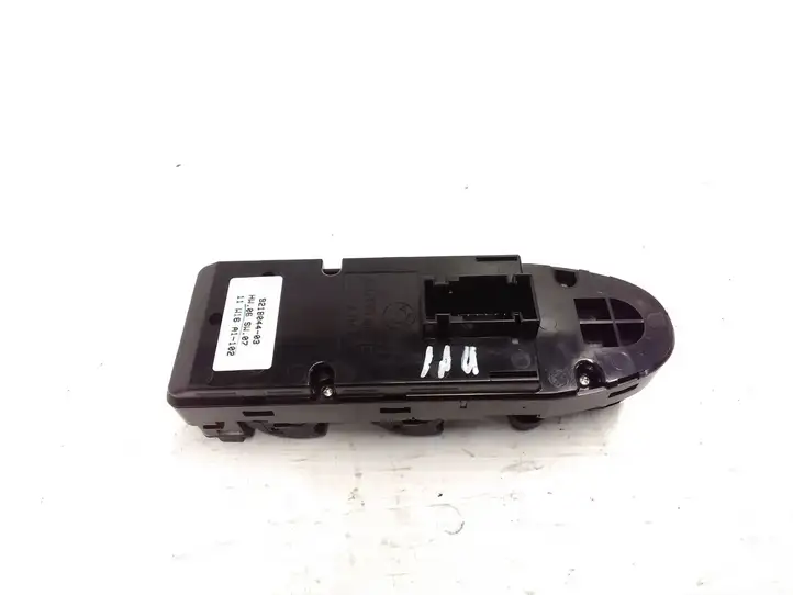 BMW X5 E70 (2006 - 2013) 9218044 Кнопка стеклоподъемников — фото 3