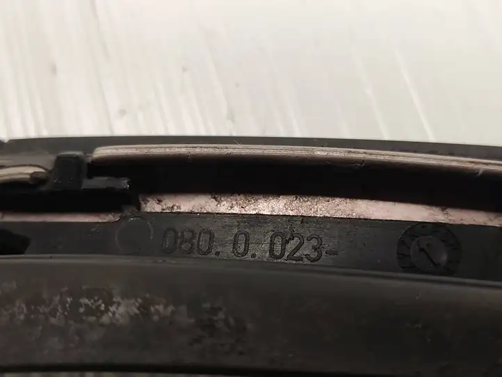 Mercedes-Benz C W204 (2007 - 2014) 0800023 Накладка стоек лобового стекла — фото 3