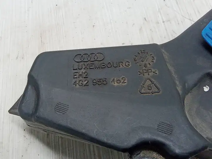 Audi A6 C7 (2014 - 2018) 4G2955462 Бачок омывателя стекла — фото 3