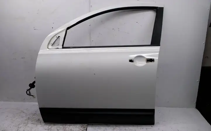 Nissan Qashqai (2010 - 2013) Дверь — фото 1