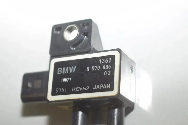BMW 3 G20 G21 (2019 - ) 8570686 Датчик давления выхлопных газов — фото 5