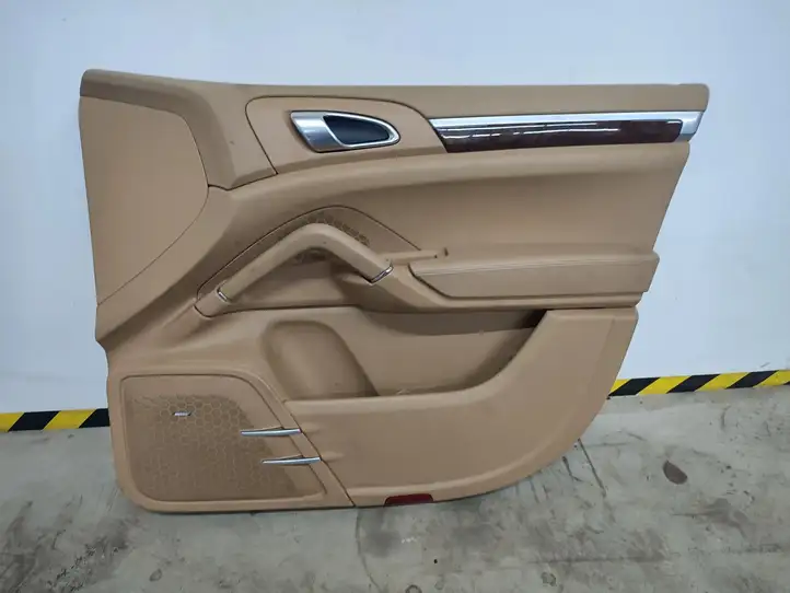 Porsche Cayenne (92A) (2011 - 2017) Обшивка передней двери — фото 1