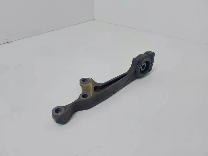 Toyota Land Cruiser (J120) (2002 - 2009) 5239260022 Кронштейн переднего редуктора — фото 3