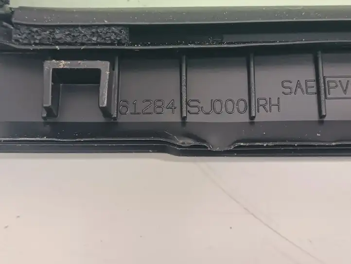 Subaru Forester SK (2018 - 2025) 43R00019 Форточка двери — фото 4