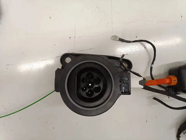 Mini Cooper Countryman F60 (2020 - 2023) 8482296 Кабель для зарядки электромобилей — фото 2