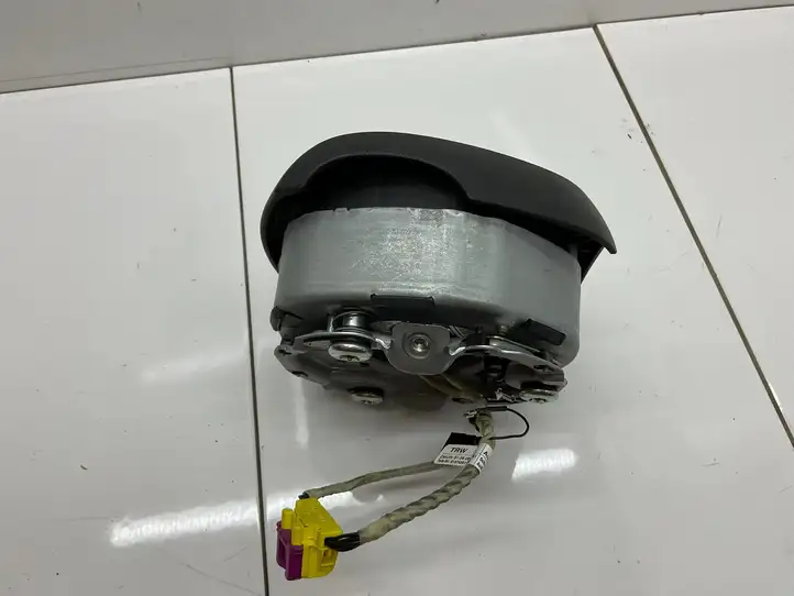 Audi Q7 4L (2005 - 2009) 4L0880201K Подушка безопасности руля — фото 3