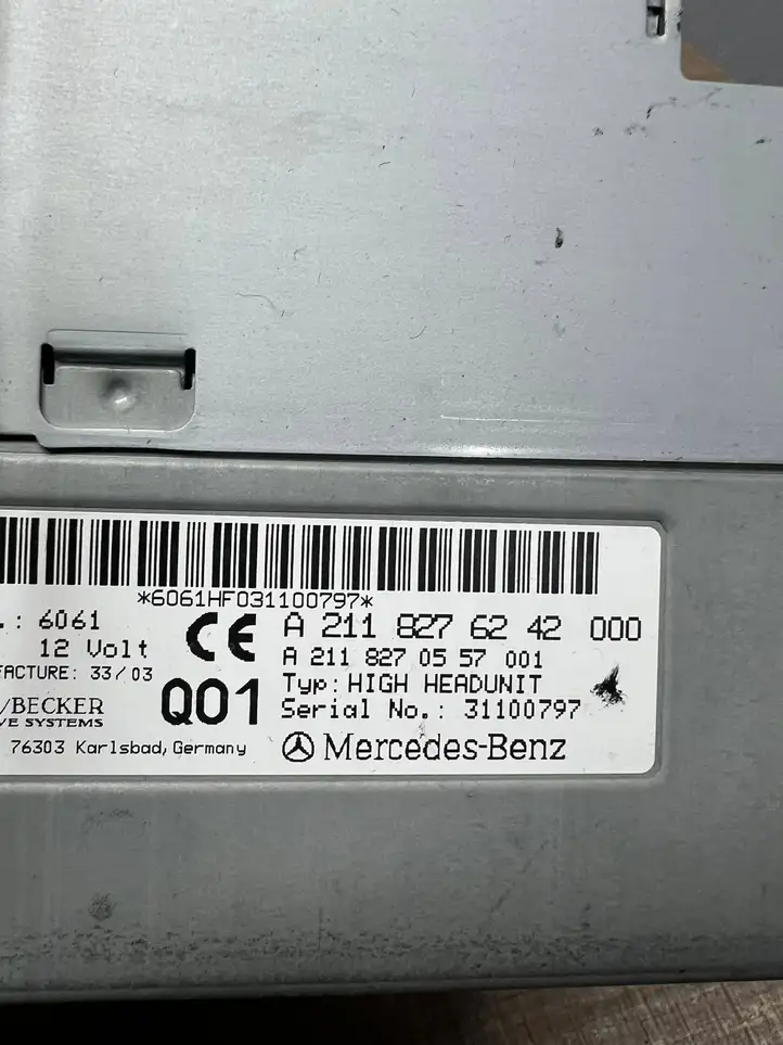 Mercedes-Benz E W211 (2002 - 2009) A2118270557 Магнитола / мультимедийная система — фото 3