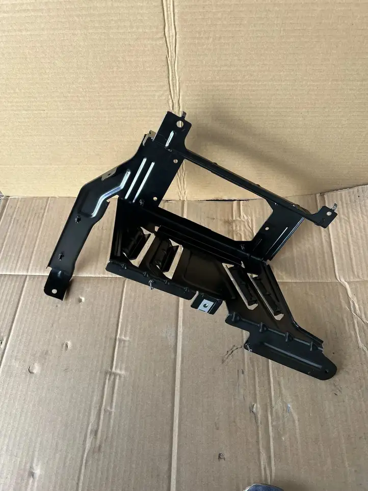 BMW X5 E70 (2006 - 2013) 36810029 Кронштейн усилителя звука — фото 1
