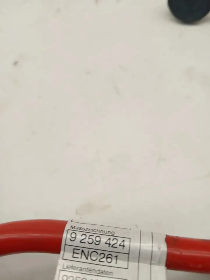 BMW 3 F30 F35 F31 (2012 - 2018) 9259424 Плюсовой провод аккумулятора — фото 2