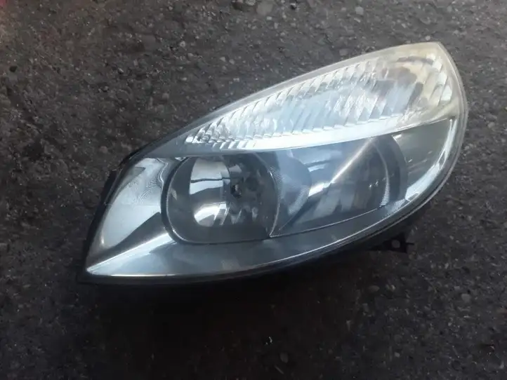Renault Scenic II - Grand scenic II (2003 - 2006) 1581030011 Передняя фара — фото 1