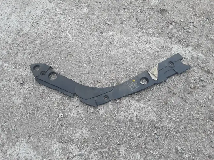 Renault Scenic II - Grand scenic II (2003 - 2006) 8200187674 Облицовка радиатора — фото 1